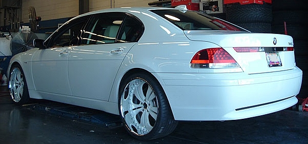 Custom White Donz Brasco on 2006 BMW 745Li