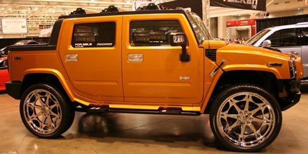 Jesse James Lawless on Hummer H2