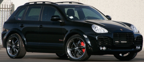 Zinik Z23 Ruffino Black on Porsche Cayenne