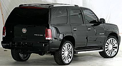 24x10.25 Mondera Conquest on Cadillac Escalade