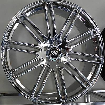 White Diamond 1043<br>Chrome Wheels